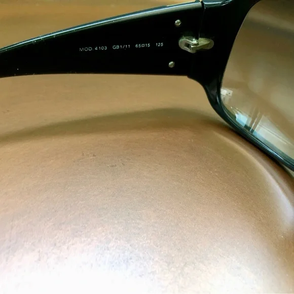 ▪️Vintage ▪️ 2005 Versace Sunglasses ▪️M4103 display picture 2